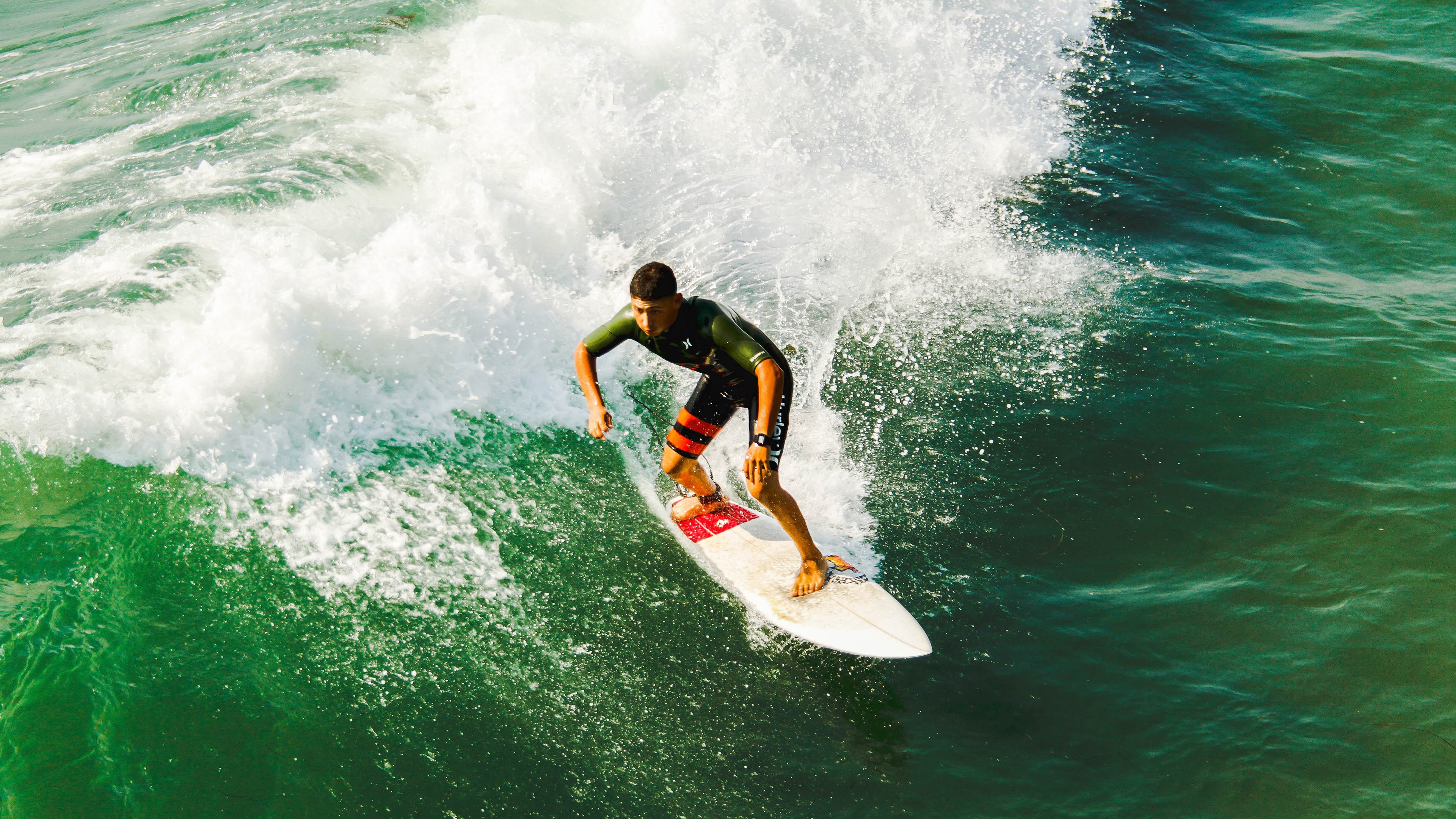 2026年世界体操单项决赛:吊环王者完成三连冠